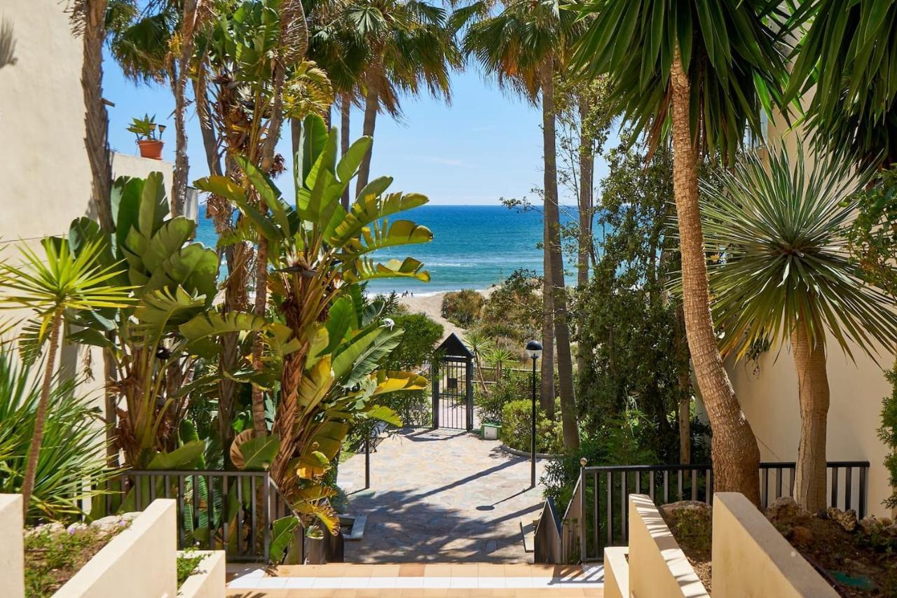 Oleholidays 216 Romana Playa Primera Linea Playa Marbella Exterior photo